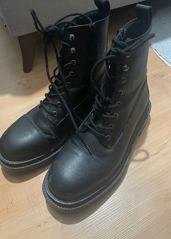 Pull and bear siyah postal - Görsel 3