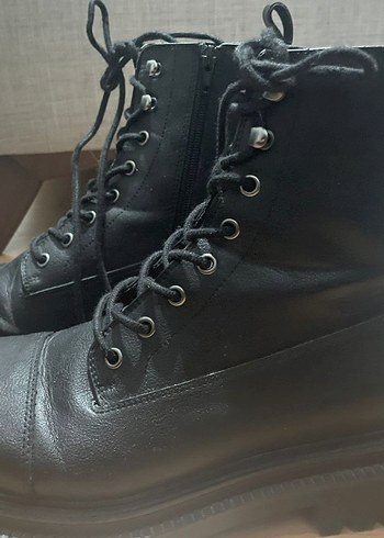 Pull and bear siyah postal - Görsel 2