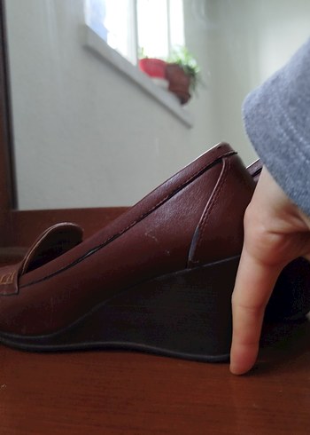 Kahverengi Deri Kadın Klasik Dolgu Topuklu Ayakkabı - Görsel 5