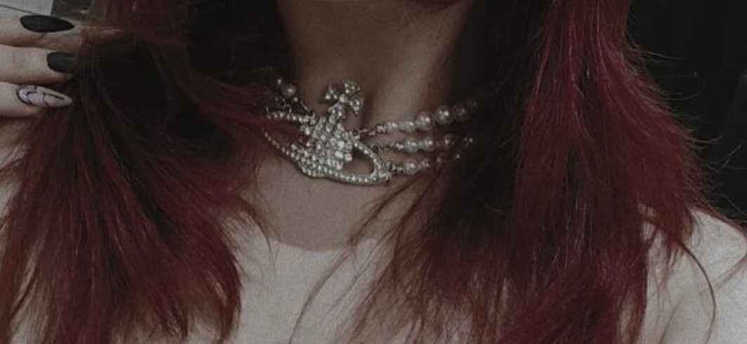  Beden beyaz Renk VİVİENNE WESTWOOD İNCİ KOLYE CHOKER