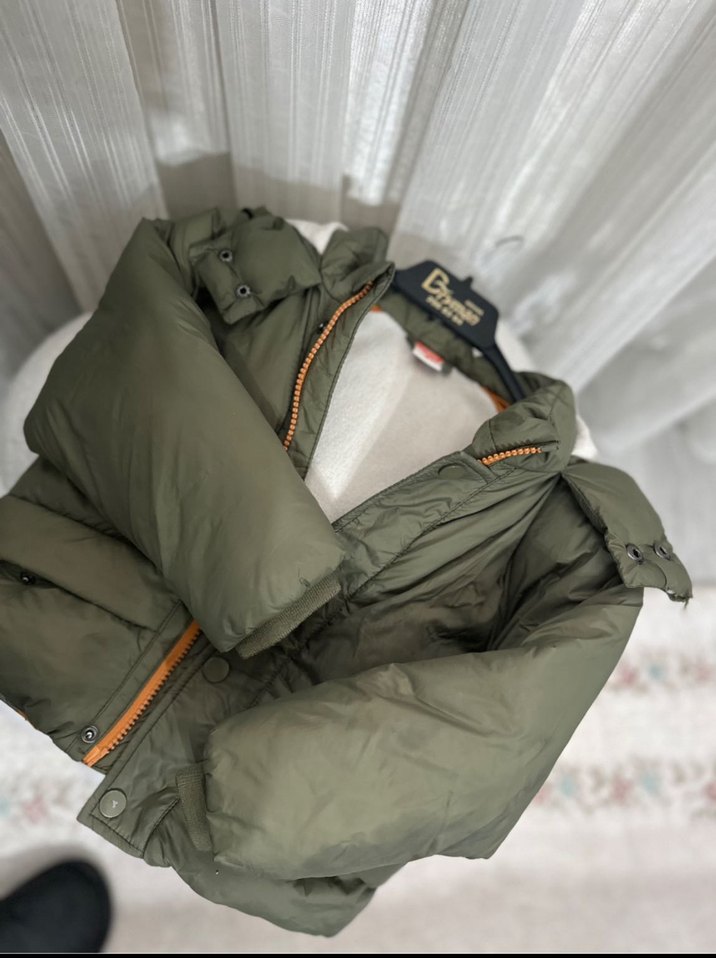 Erkek Çocuk Yeşil Kürklü Mont - Görsel 5