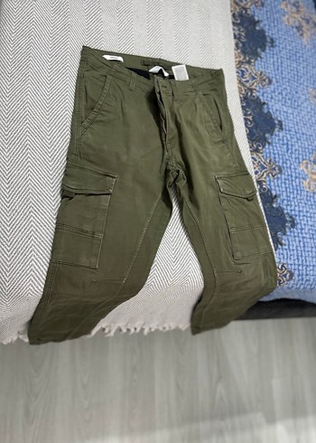 Bol Kesim Kemerli Kamuflaj Erkek Pantolon - Görsel 2