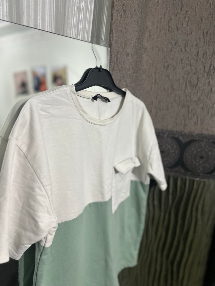 Pamuklu Beyaz-Mint Renkli Oversize Tişört - Görsel 3