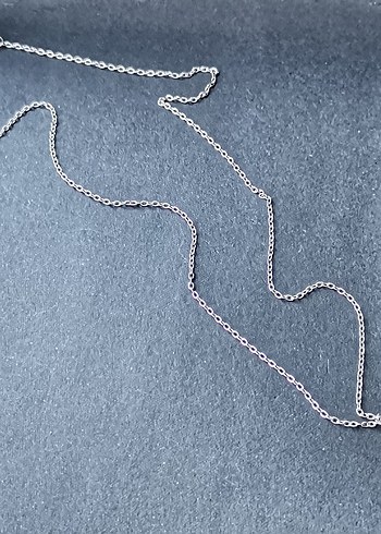 Gri Uzun Zincir Detaylı Kadın Kolye - Görsel 2