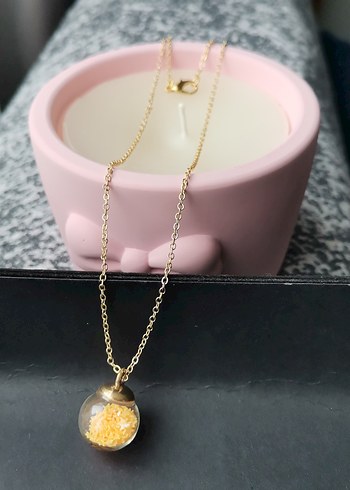 Minimalist Altın Renkli Zincir Kolye - Görsel 4