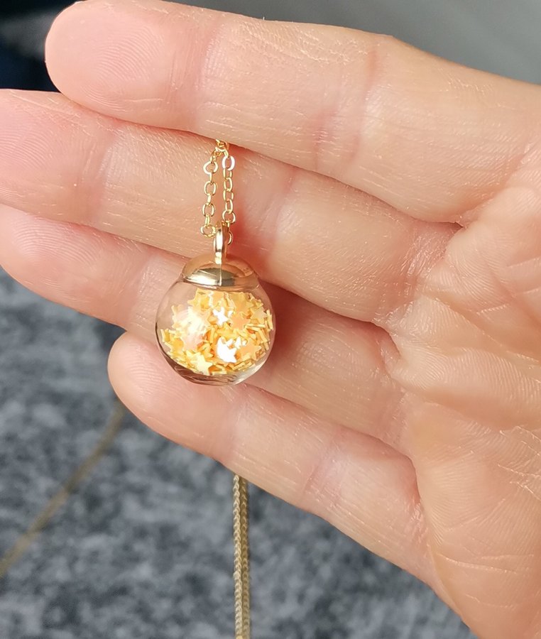 Minimalist Altın Renkli Zincir Kolye - Görsel 2