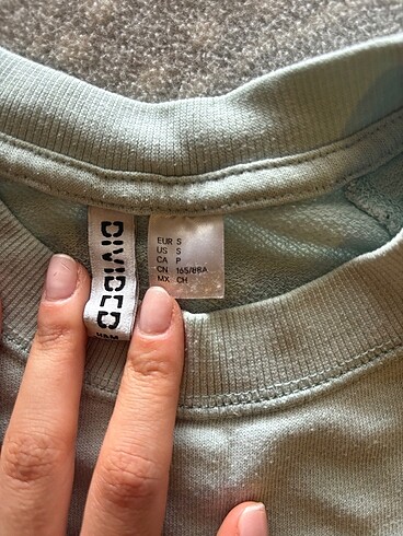 H&M h&m divided sweatshirt
