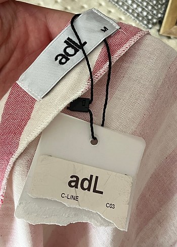 Pembe Çizgili  Bluz V Yakalı - Görsel 3