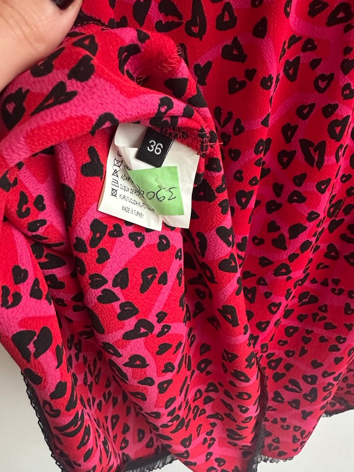 Academia Marka Desenli Kırmızı Elbise - Görsel 4