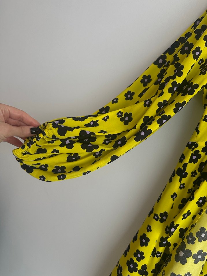 Academia marka Sarı Çiçek Desenli önü dekolteli mini elbise - Görsel 3