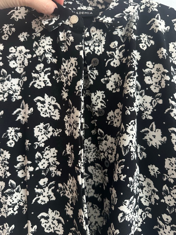 Academia Marka Düğmeli Siyah Çiçekli Bohem Mini Elbise - Görsel 2