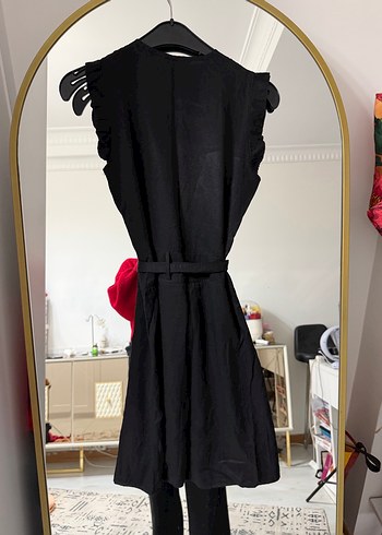 Düğmeli Siyah Kolsuz Uzun Elbise - Görsel 4