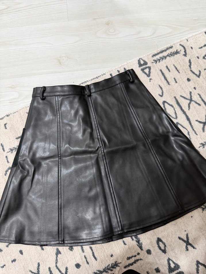 Kuşaklı Siyah Deri Mini Etek - Görsel 2