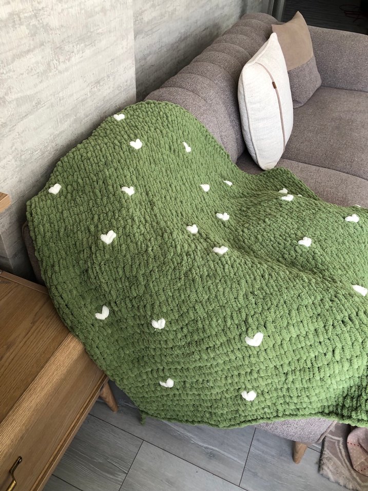 Yeşil Kalp Desenli Örgü Battaniye - Görsel 2
