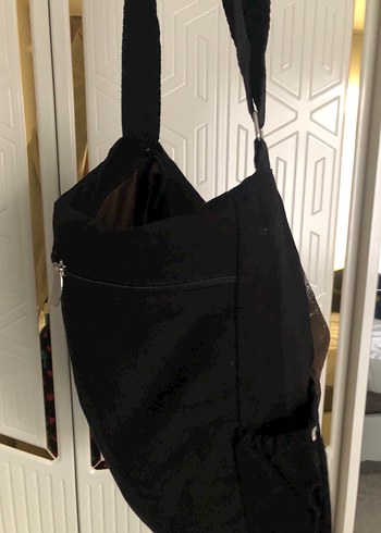 Siyah Baskılı Fermuarlı Kadın Çanta - Görsel 4