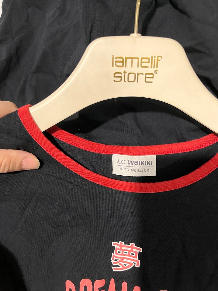 Kız Siyah Baskılı Kısa Kollu Tişört - Görsel 2