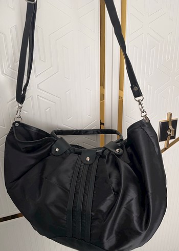 Siyah Parlak Tokalı Kadın Çanta - Görsel 2