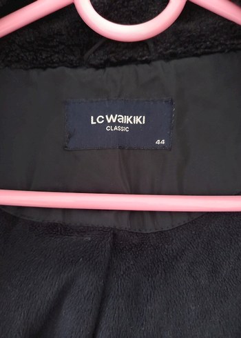 Siyah Kürklü Kadın Midi Kaban - Görsel 4