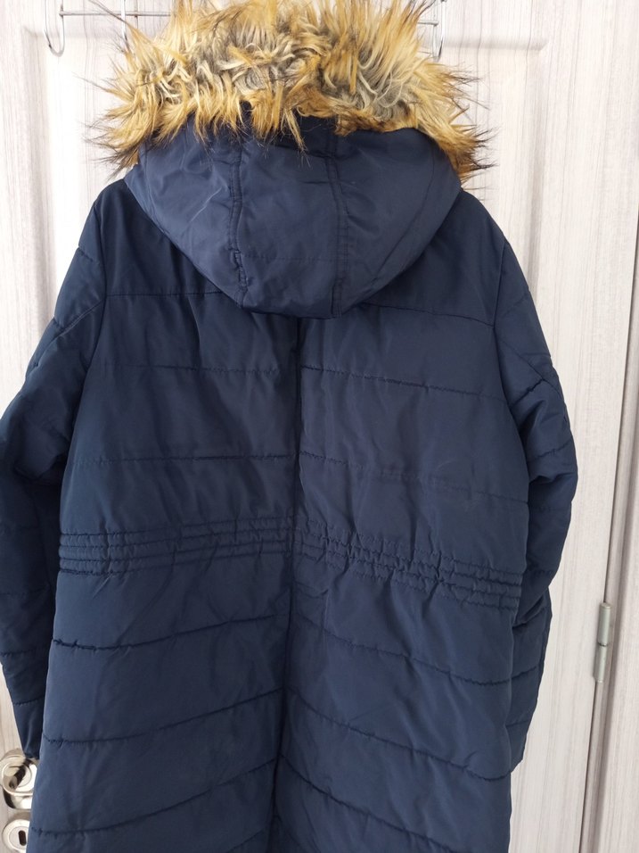 Siyah Kürklü Kadın Midi Kaban - Görsel 3