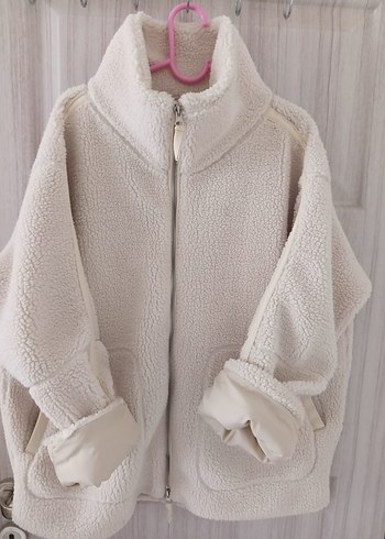 Beyaz Yüksek Yakalı Peluş Kadın Ceket - Görsel 5