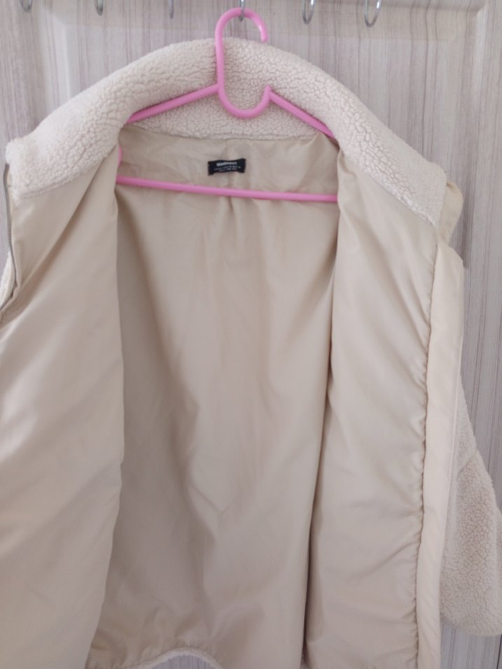 Beyaz Yüksek Yakalı Peluş Kadın Ceket - Görsel 3