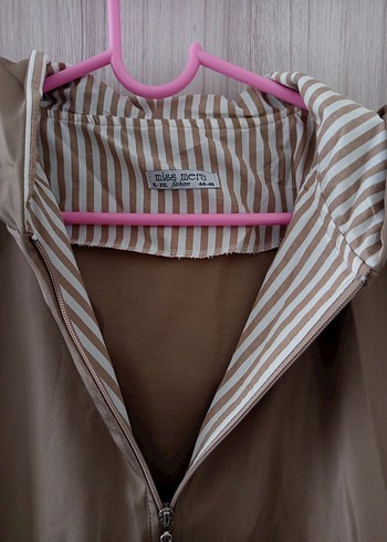 Kapüşonlu Bej Uzun Kadın Trençkot - Görsel 2