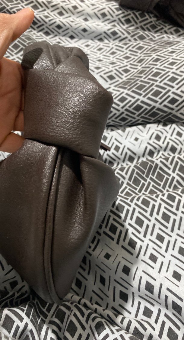 Kahverengi Deri Fermuarlı Yılan Desenli Çanta - Görsel 5