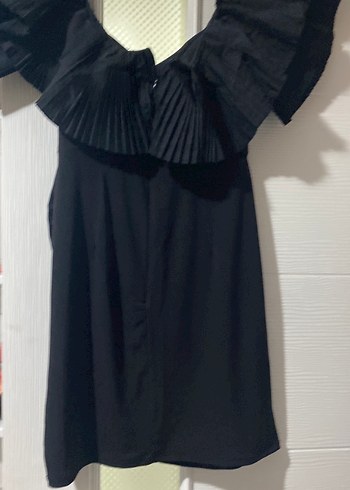 Piliseli V Yaka Siyah Uzun Abiye Elbise - Görsel 7