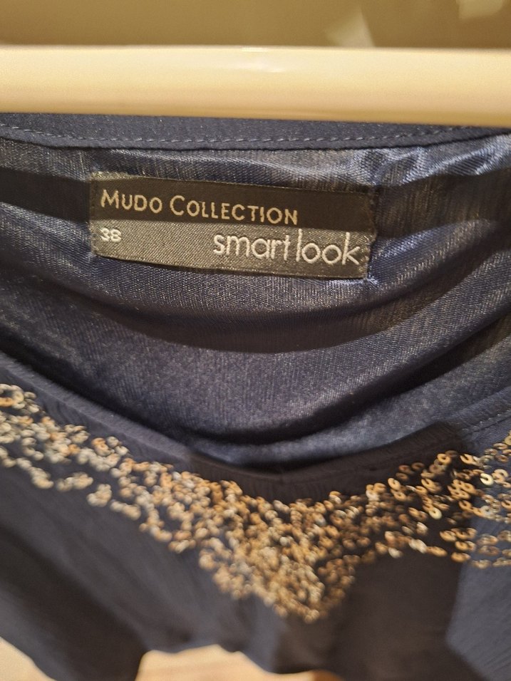 Payet İşlemeli Lacivert V Yaka Bohem Bluz - Görsel 4