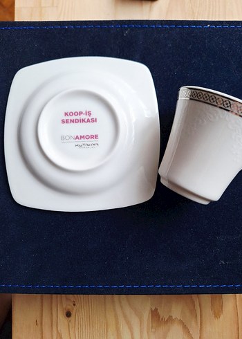 Gri Desenli Beyaz Porselen Fincan Seti - Görsel 4