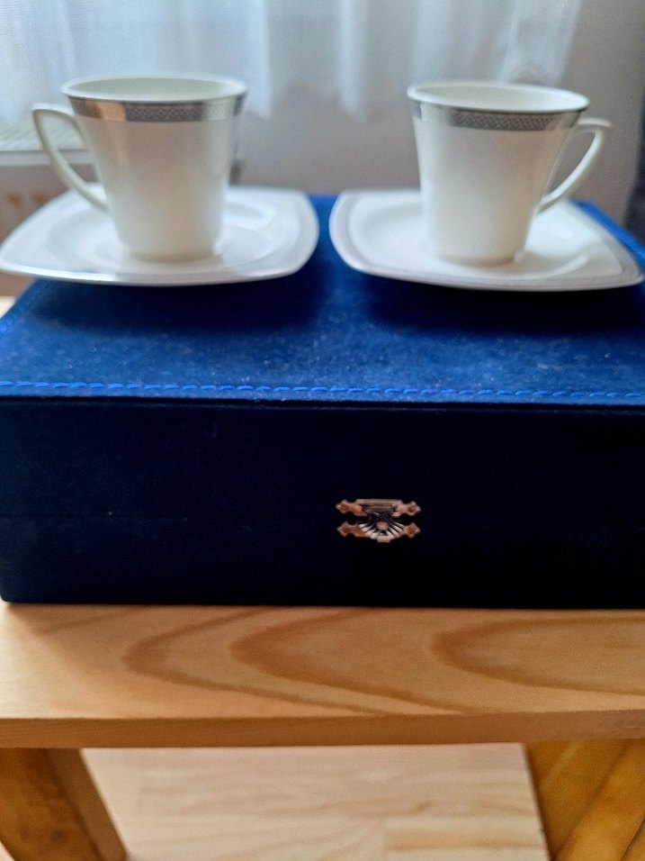 Gri Desenli Beyaz Porselen Fincan Seti - Görsel 5