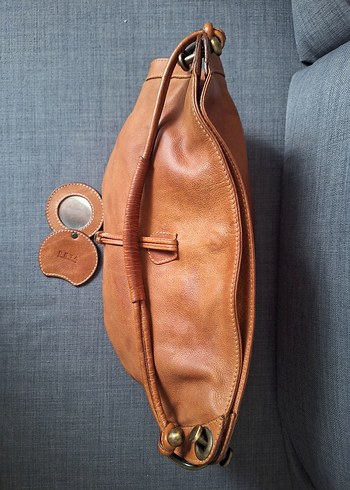 Kahverengi Deri Kadın Omuz Çantası ve Ayna - Görsel 5