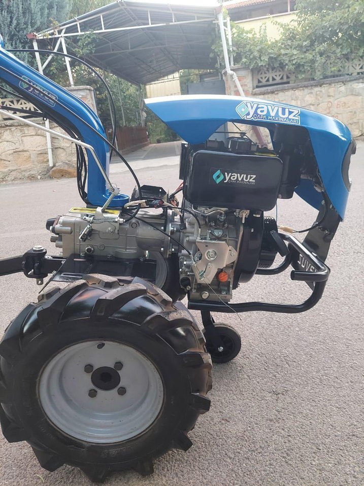 Mavi Yavuz 300 Traktör - Görsel 3