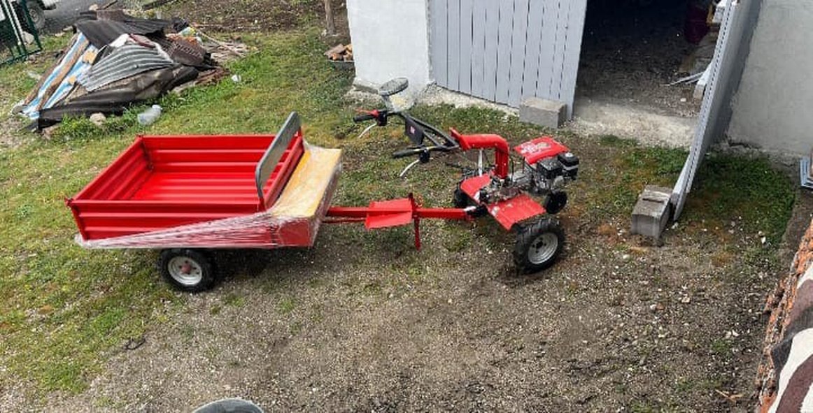 Kırmızı Çapa Makinası Araç 4x4 - Görsel 4