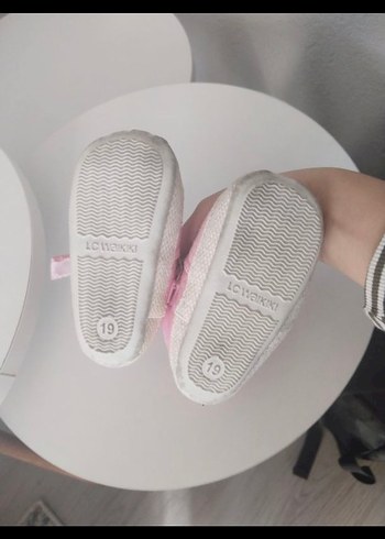 Kız Bebek Pembe Nakışlı İlk Adım Ayakkabısı - Görsel 2