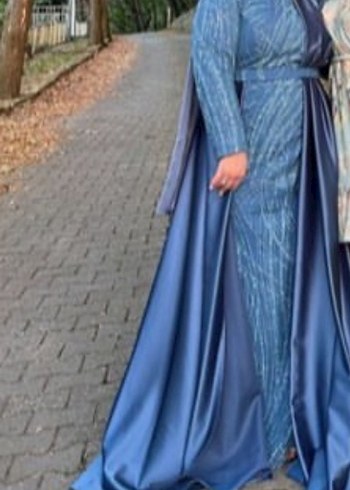 Uzun Kollu Mavi Drapeli Abiye Elbise tesettür - Görsel 2