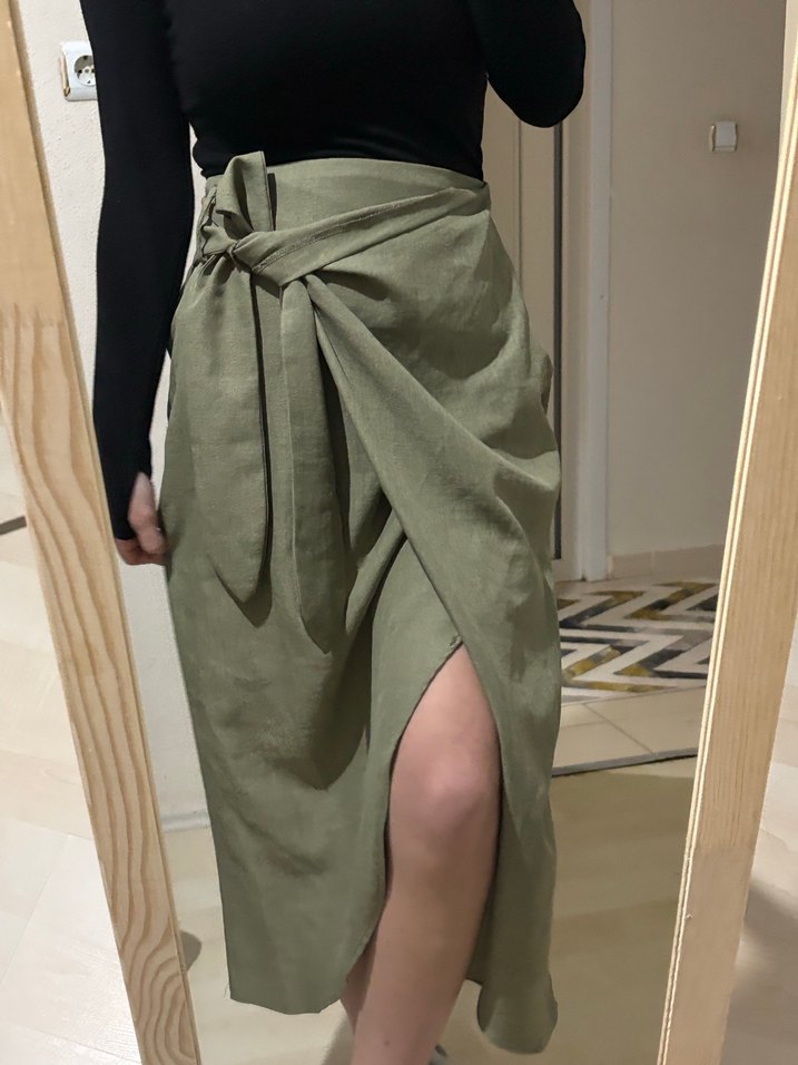 Bağlamalı midi boy etek yırtmaçlı - Görsel 2