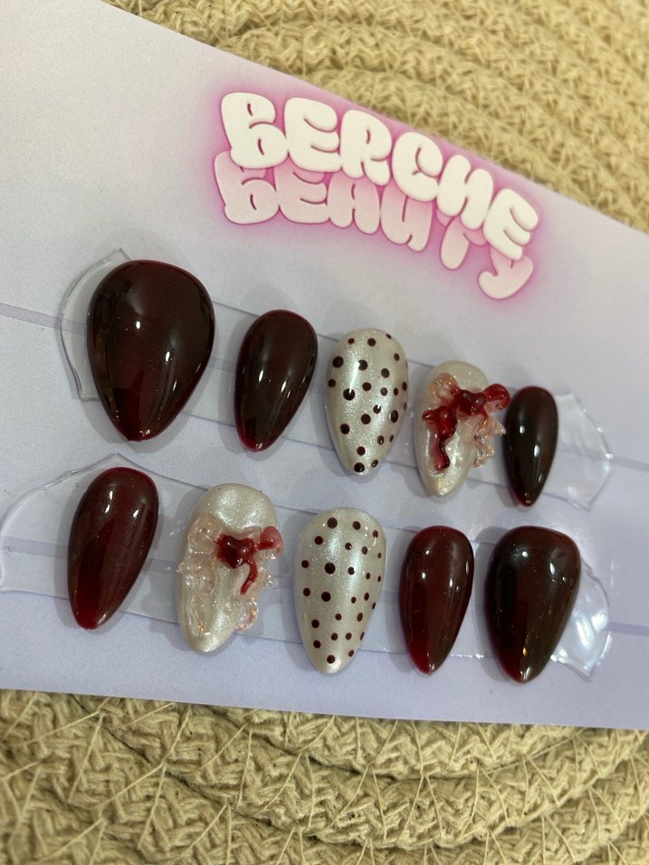 Romantic Girl 10lu protez jel takma tırnak seti kısa badem charm - Görsel 2