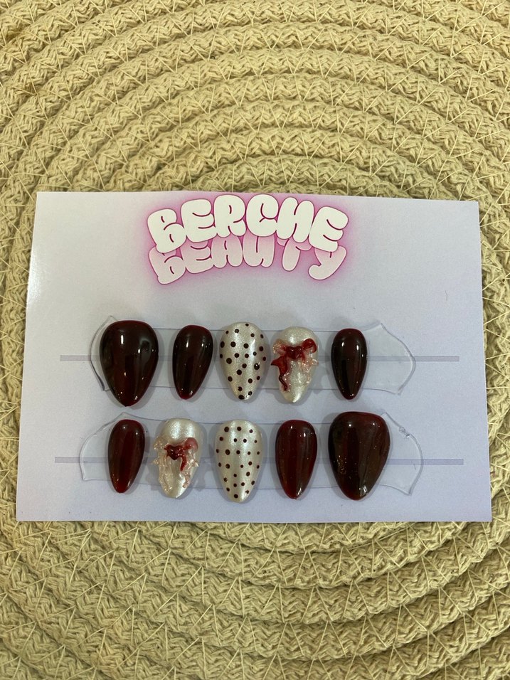 Romantic Girl 10lu protez jel takma tırnak seti kısa badem charm - Görsel 5