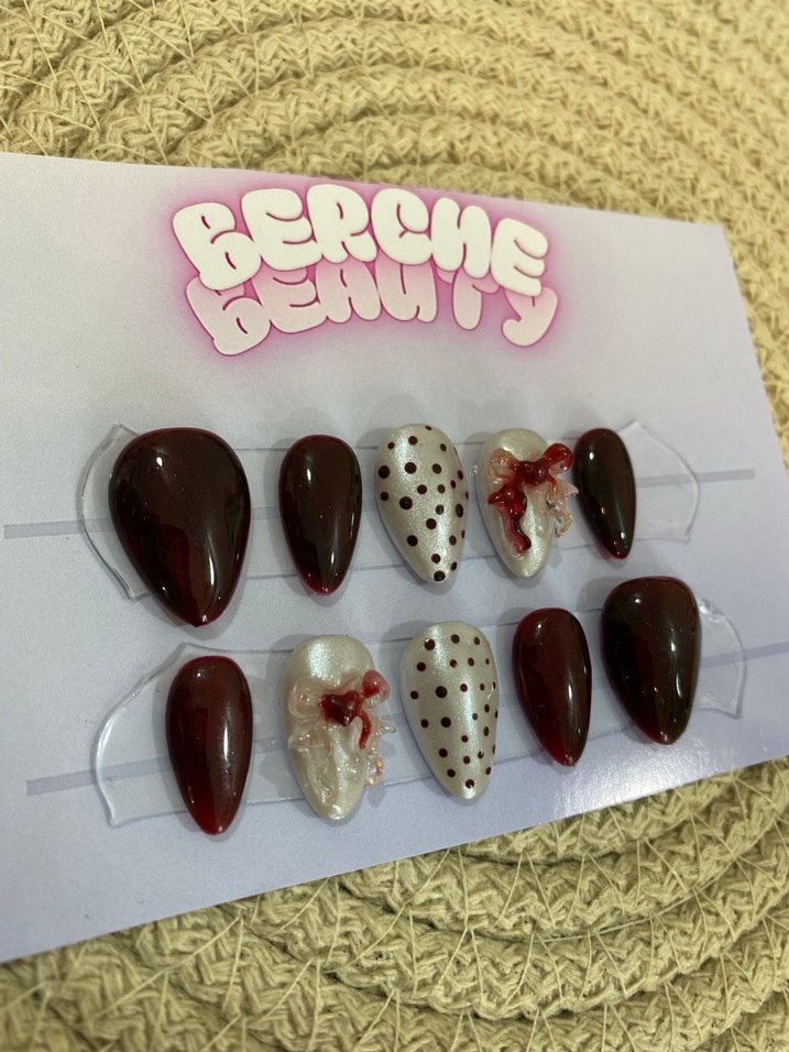 Romantic Girl 10lu protez jel takma tırnak seti kısa badem charm - Görsel 4