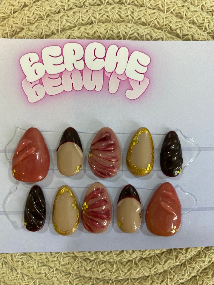 Brown Sugar Glam 10lu jel protez takma tırnak seti kısa hadem - Görsel 2