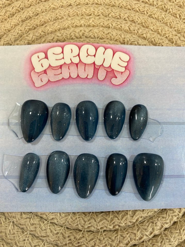 Moonlight 10lu Sedefli protez jel takma tırnak seti kısa badem - Görsel 5