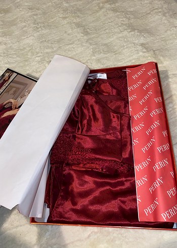 PERİN Bordo Modern Klasik Kadın Gecelik Takımı - Görsel 2