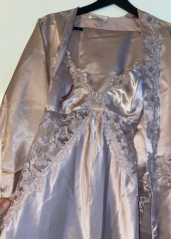 PERİN MARKA Pudra Saten Kadın Sabahlık Takımı - Görsel 3