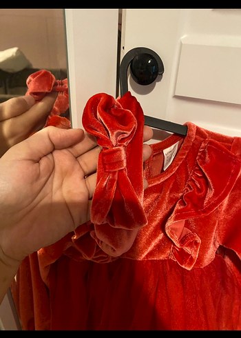 Kız Bebek Kırmızı Kadife Fırfırlı Elbise - Görsel 3