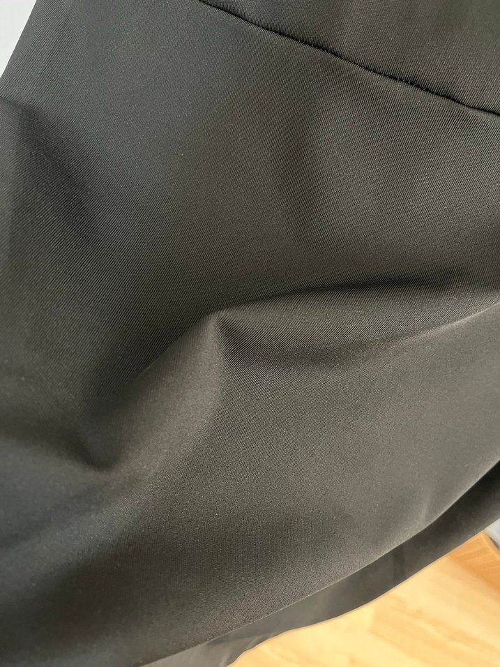 V Yaka Siyah Mini Elbise - Görsel 3