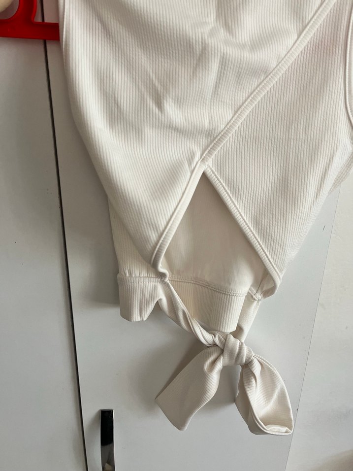 Beyaz Bağlamalı Mini Atlet - Görsel 3