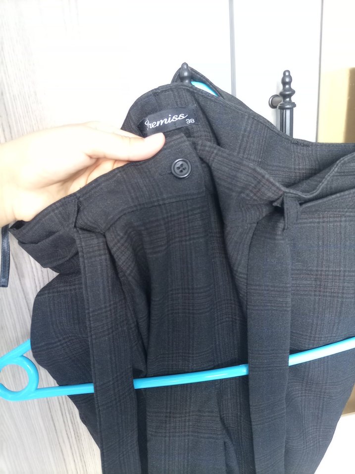 Kadın Gri Pilili Kumaş Pantolon - Görsel 3