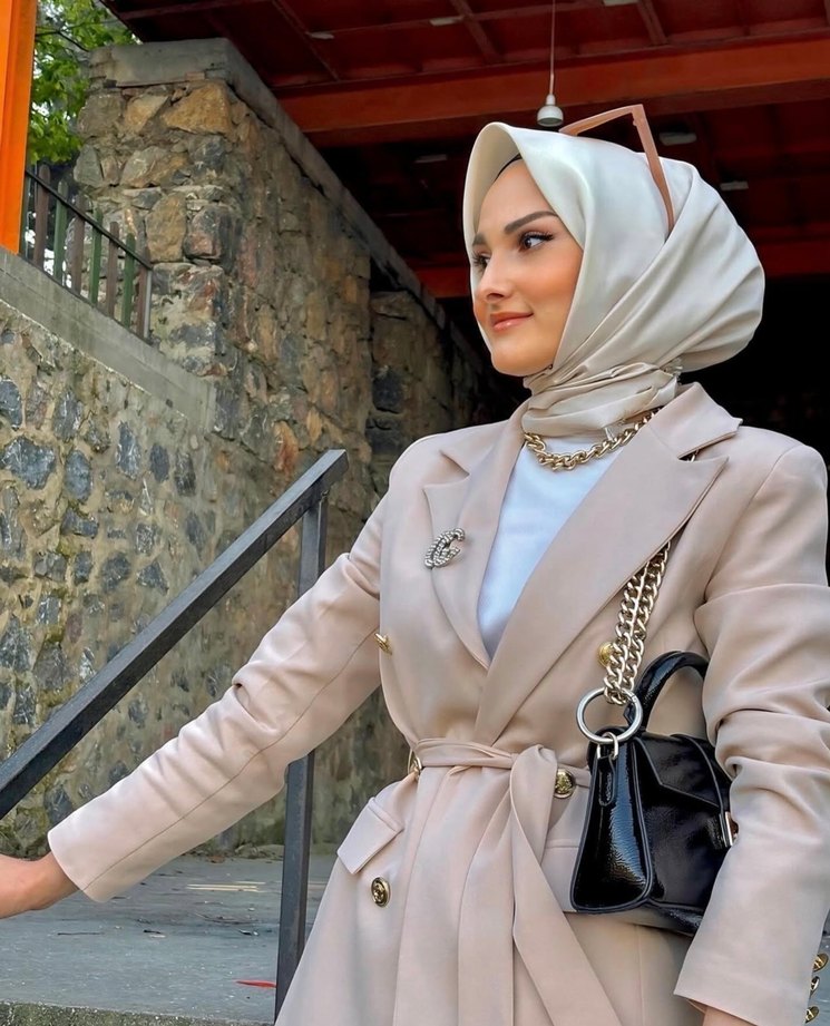 Camel Renk Drapeli Kadın Takım Elbise - Görsel 3