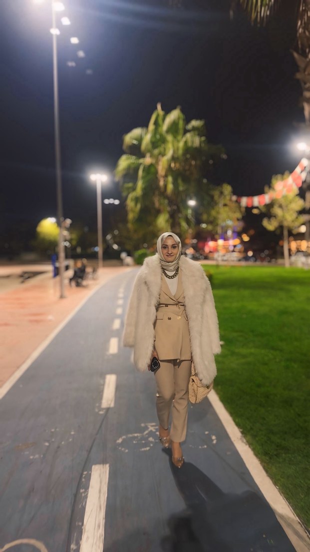 Camel Renk Drapeli Kadın Takım Elbise - Görsel 5